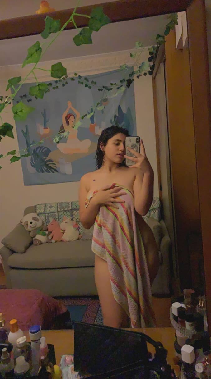 Beautiful Horny Sexy Girl Fingering Pussy Masterbation