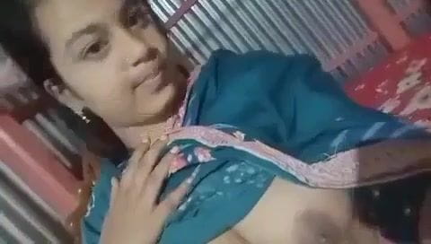 Sexy Village Wife Showing Big Boobs And Pussy