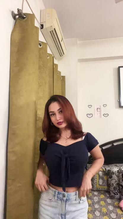 Sexy Cute GF Aysha Nude MMS Leak - Additional Image
