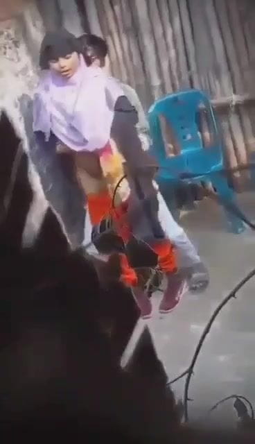Bangladeshi Hijabi Girl Hard Fucking With Lover Outdoor And Fingering Her Pussy