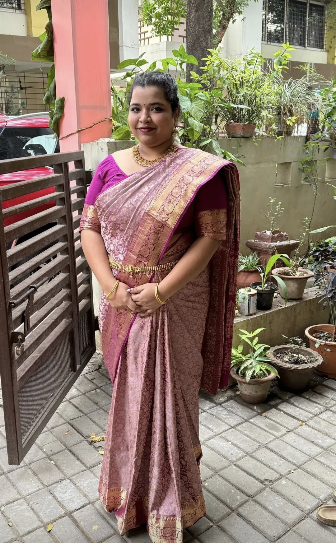 Desi Beautiful Indian Horny Naughty Sisters Homemade Full Nude Modeling, Fucking, Blowjobs & Peeing Pics & Videos Update - Additional Image