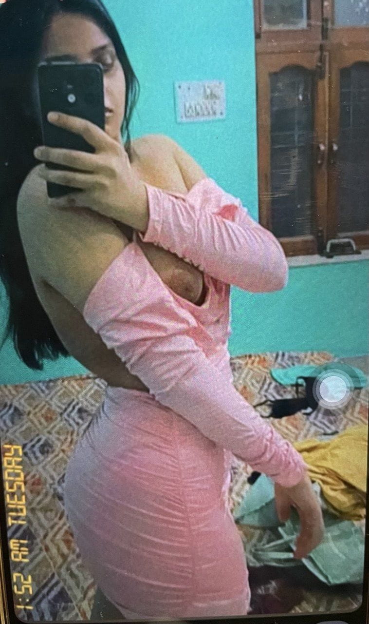 Beautiful Snapchat Girl Full Nude Mastrubate & Sexy Big Ass Show With Fingers Licking - Additional Image