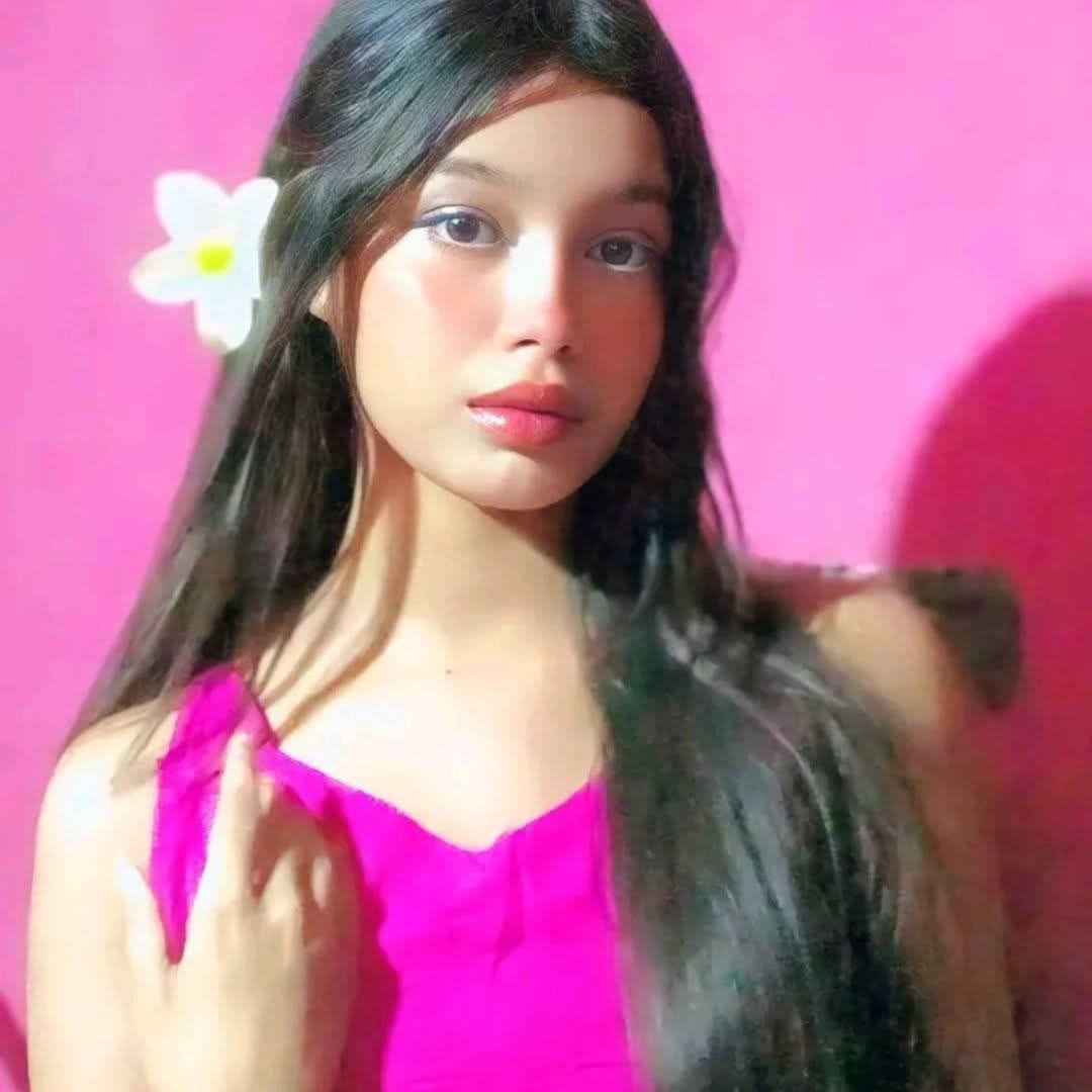 Kitni Cute Hai Yrr, Iski Chut Dekhke Maza Agya