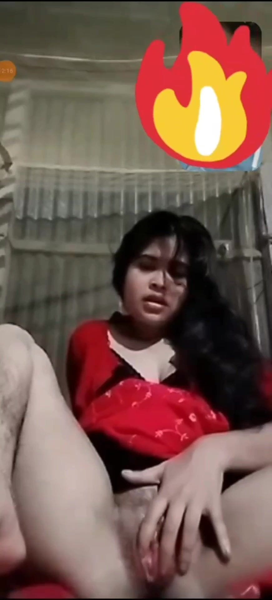 Village ki sabse cute ladki ne dikhayi apni chut videocall me - Additional Image