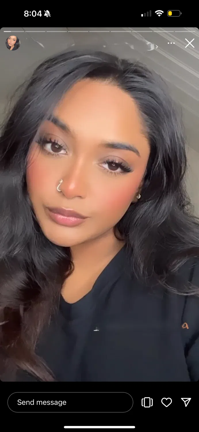 Bengali sexy chubby snapchat girl ne dikhayi apni kali chut - Additional Image