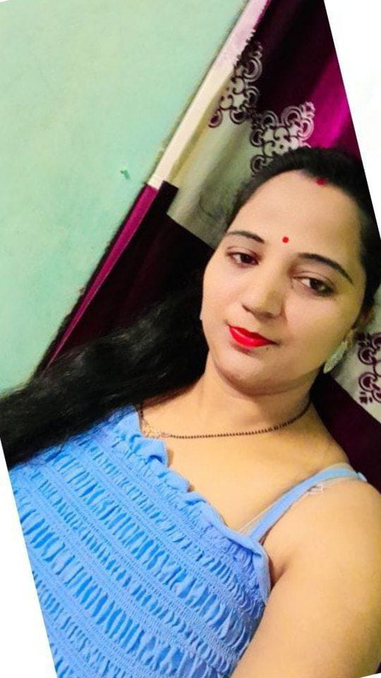 big boobs bhabi ne khada hoke chudwai apni gand - Additional Image